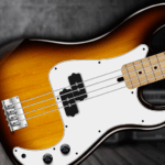 Real Bass electric bass guitar Mod Apk 7.31.16 for android